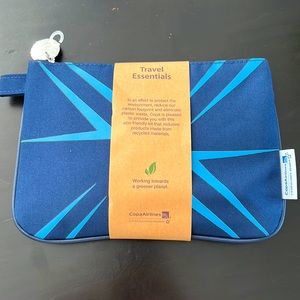 Copa Airlines Amenity kit